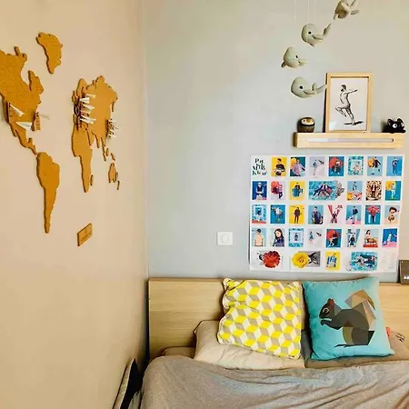 Artist Designed Flat In Central Area Montparnasse Apartment